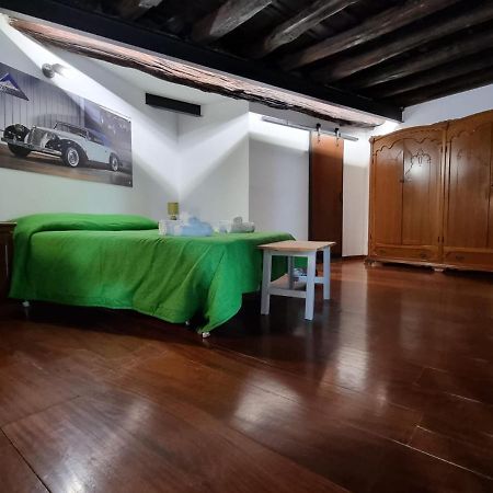 Casa Monviso Le Fuoriserie Палермо Екстериор снимка