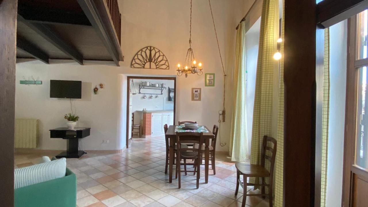 Casa Monviso Le Fuoriserie Палермо Екстериор снимка