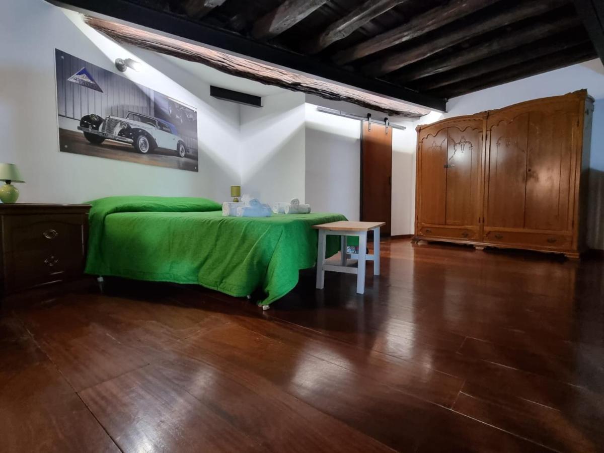 Casa Monviso Le Fuoriserie Палермо Екстериор снимка